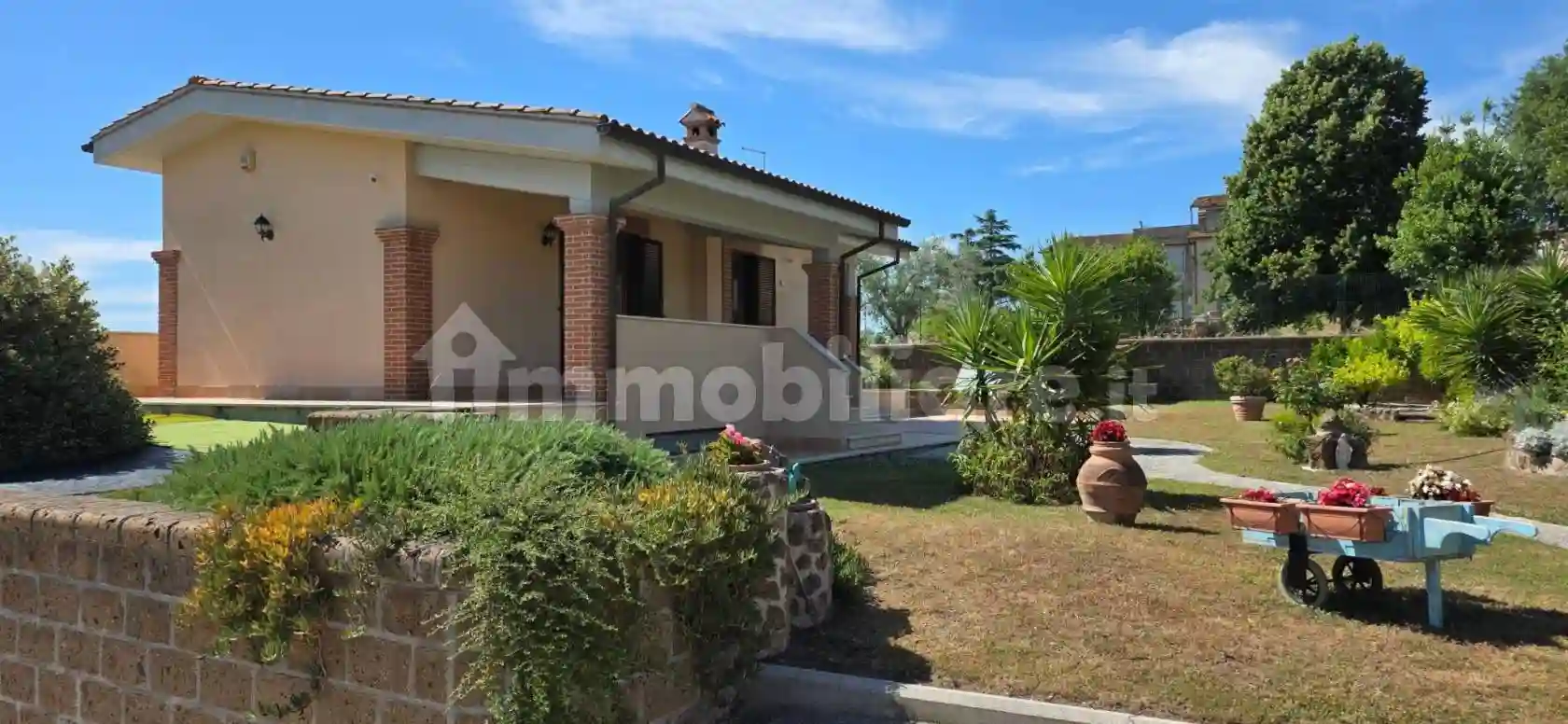 Villa - foto 2