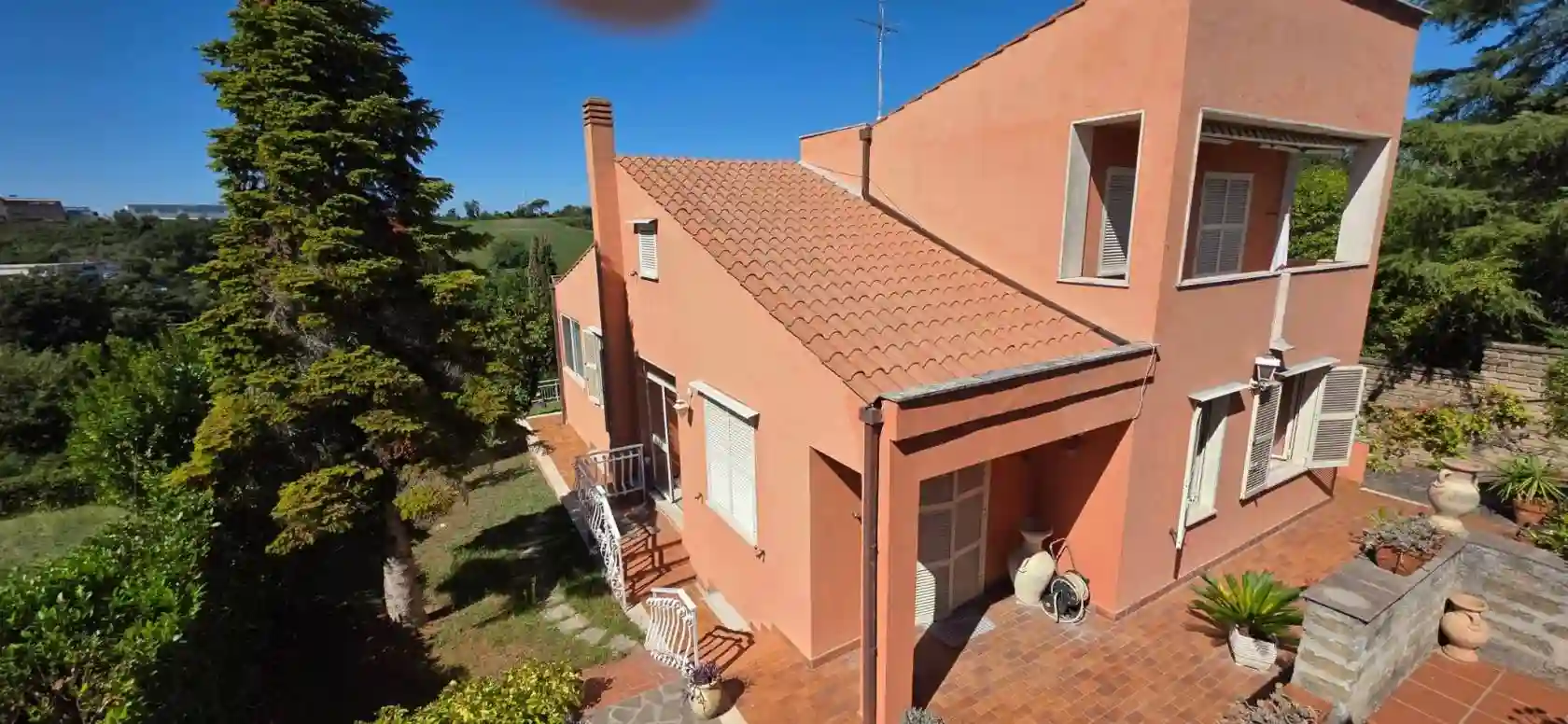 Villa - foto 2