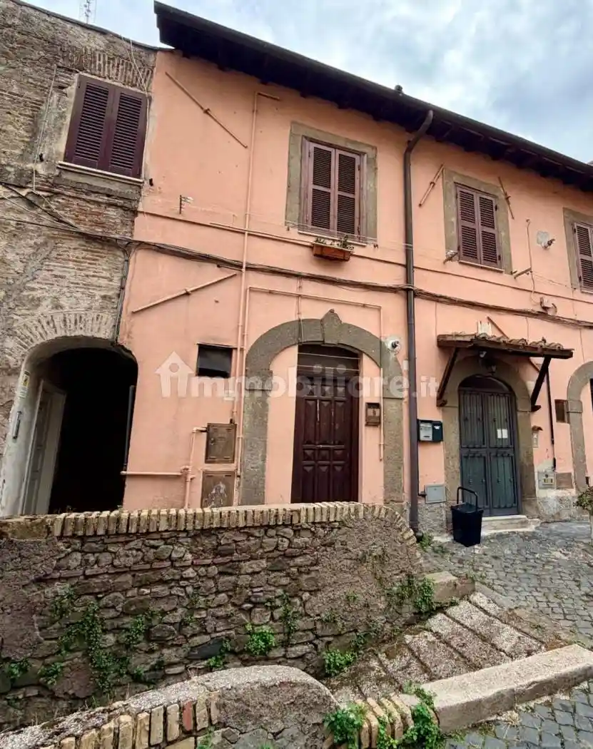 Appartamento in vendita a Genzano di Roma