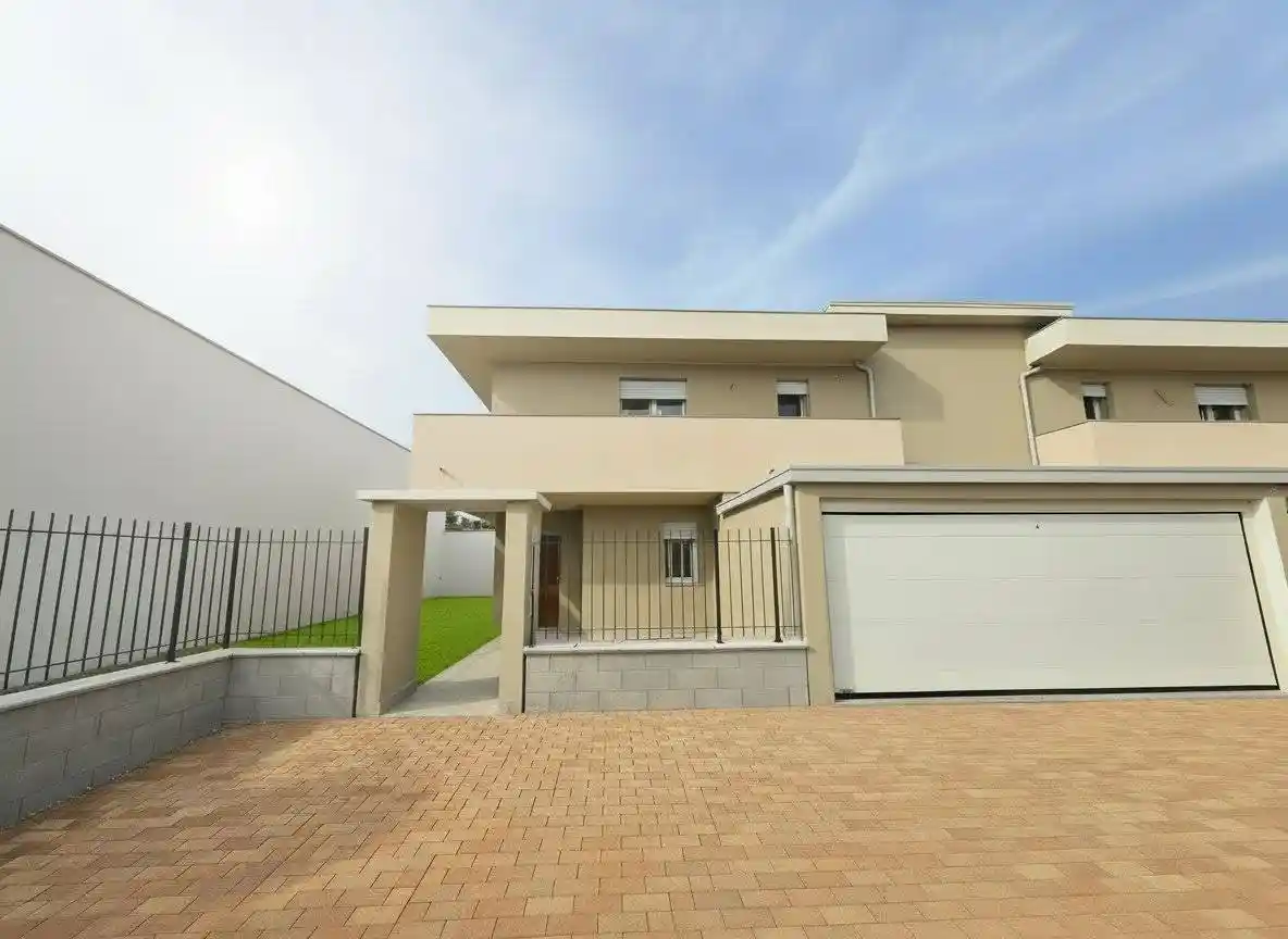 Villa in vendita a San Giorgio Su Legnano