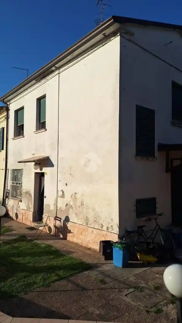 Casa indipendente in vendita a Bagnacavallo