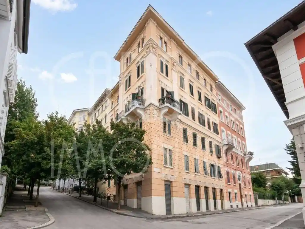 Appartamento in vendita a Trieste