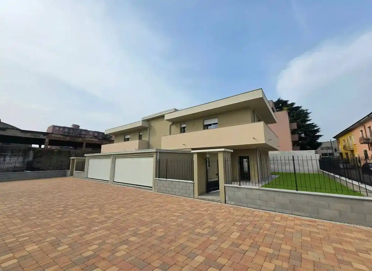 Villa in vendita a San Giorgio Su Legnano