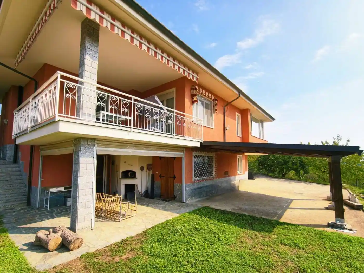 Villa in vendita a Valfenera