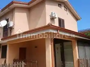 Villetta a schiera in vendita a Carini