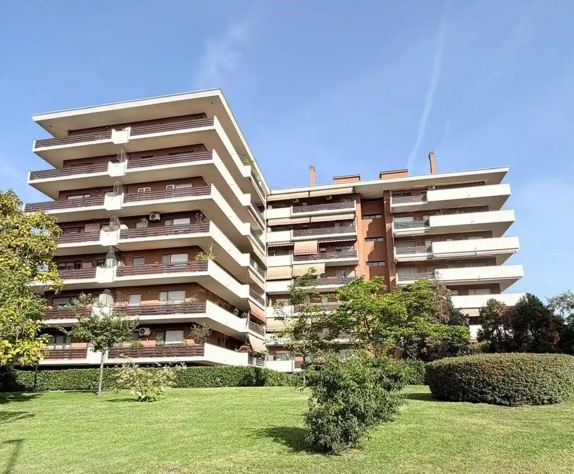 Appartamento in vendita a Peschiera Borromeo