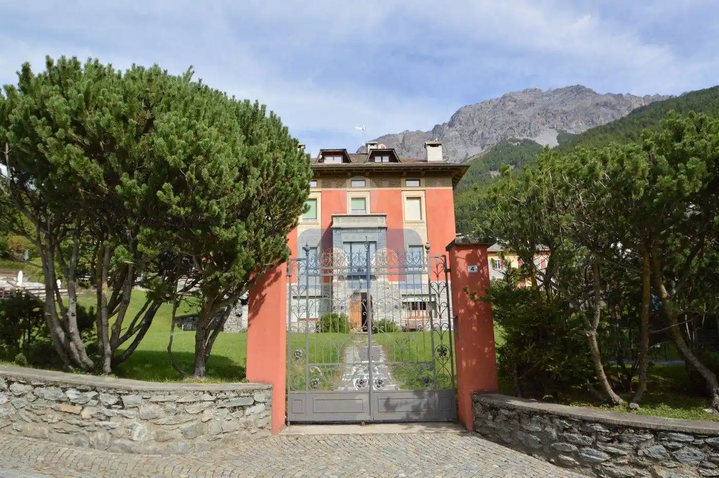 Appartamento in vendita a Bormio