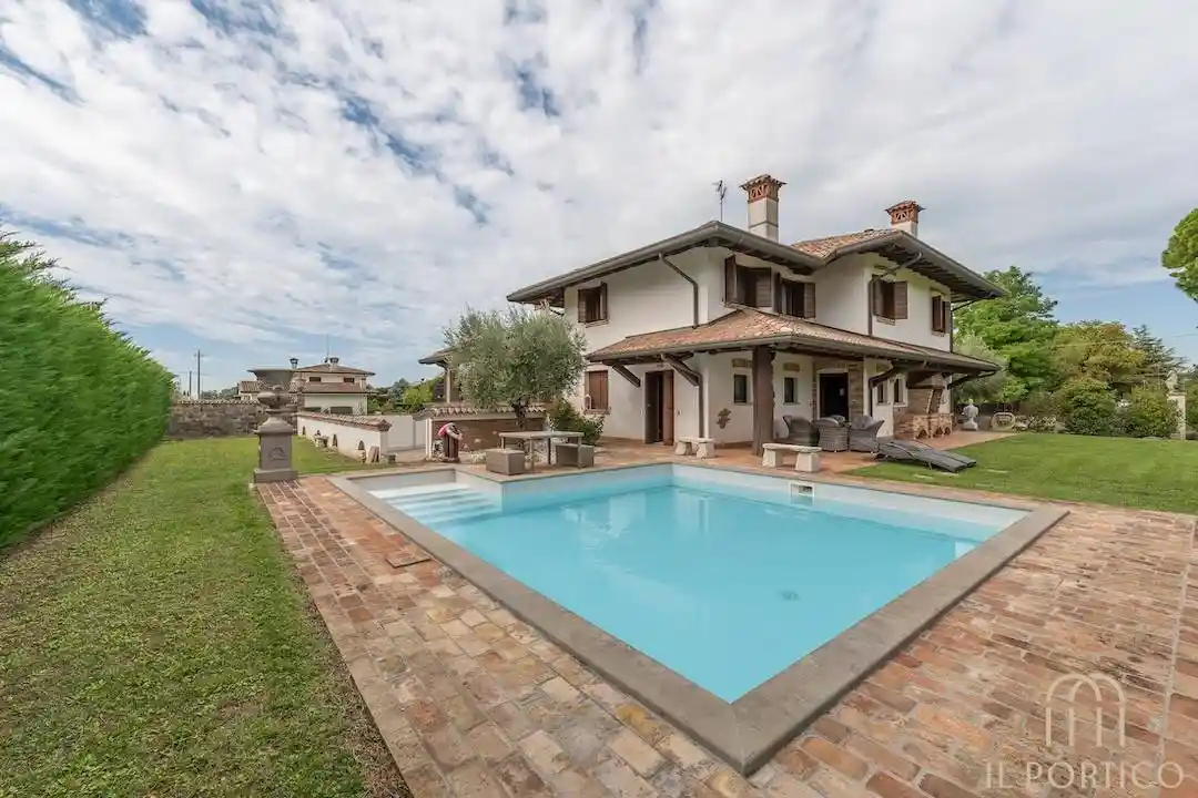 Villa in vendita a Grado