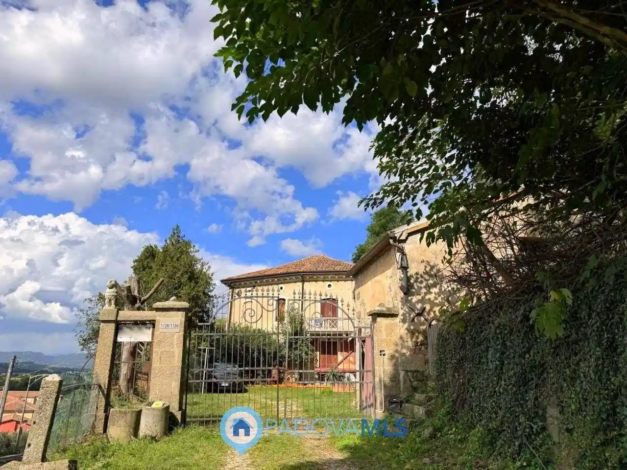 Rustico - Casale in vendita a Vo'