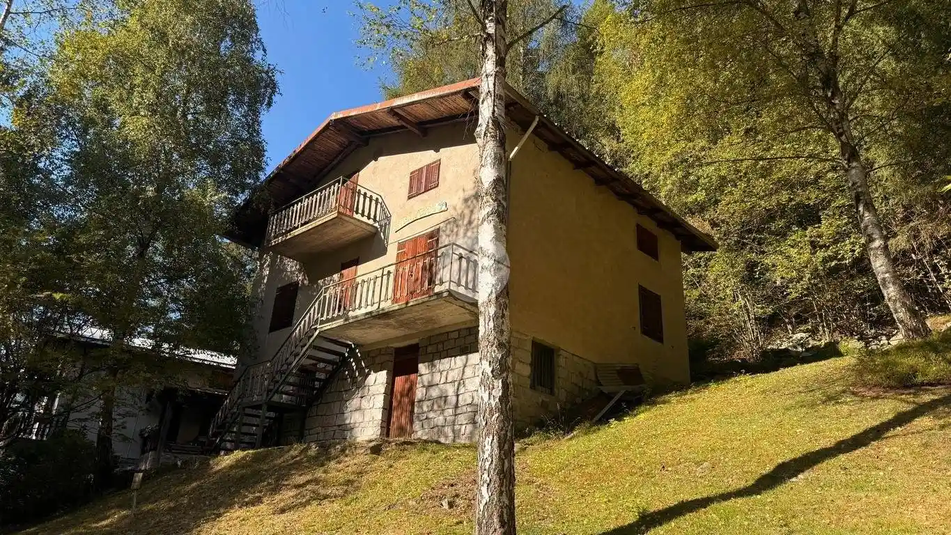 Casa indipendente in vendita a Ceto