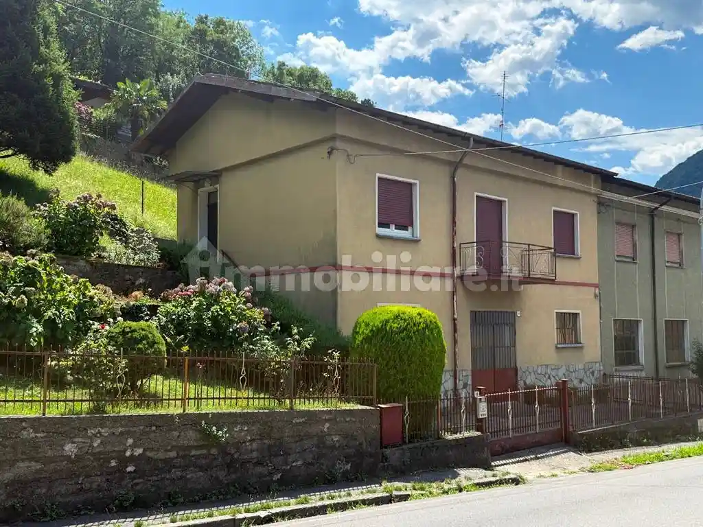 Casa indipendente in vendita a Asso