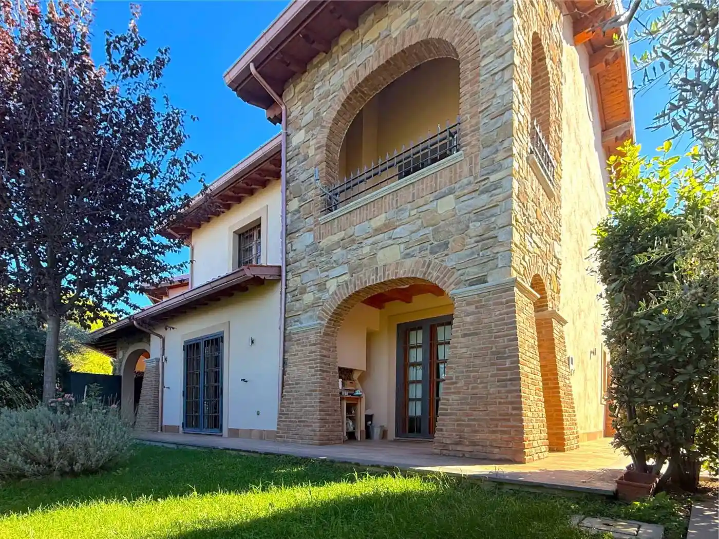 Villa in vendita a Monte Porzio Catone