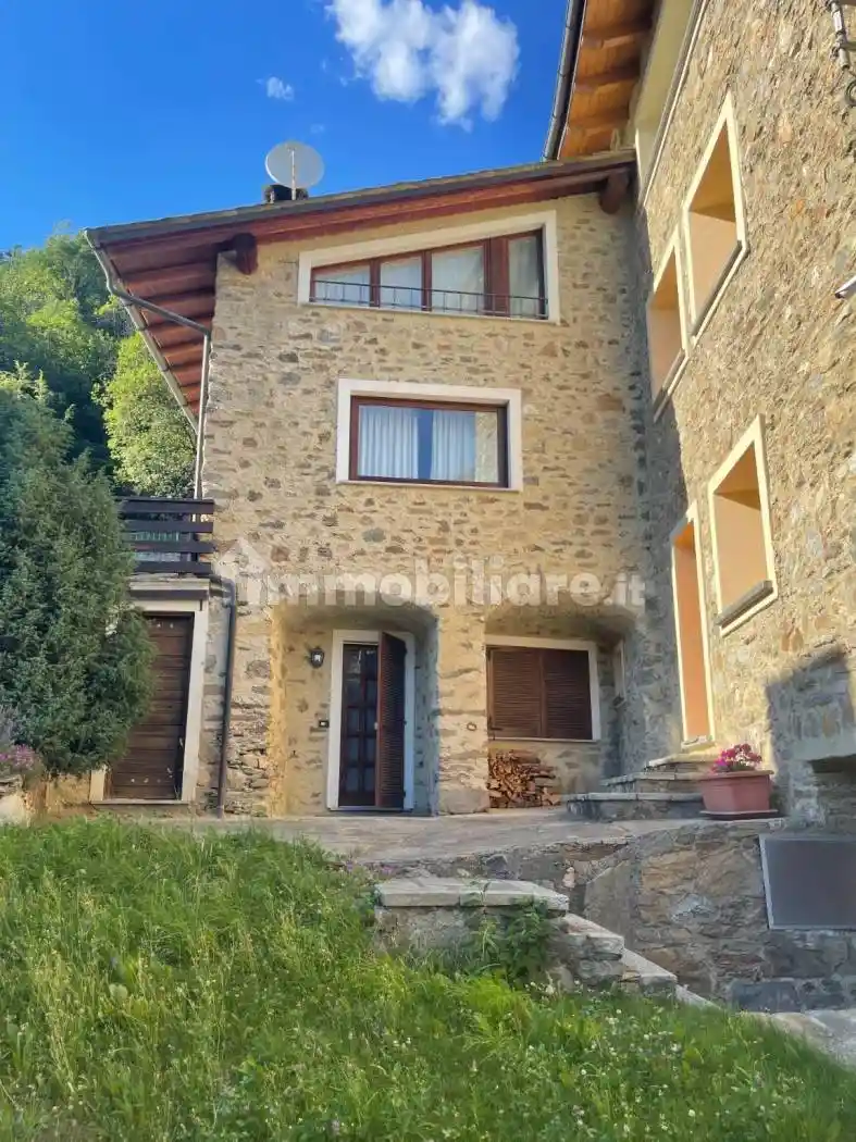 Villa in vendita a Teglio