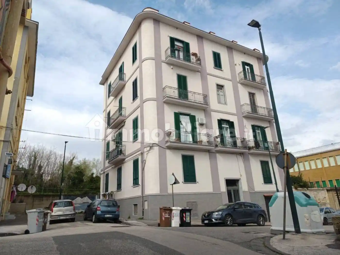 Appartamento in vendita a Napoli