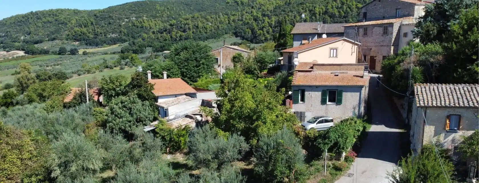 Rustico - Casale in vendita a Montebuono