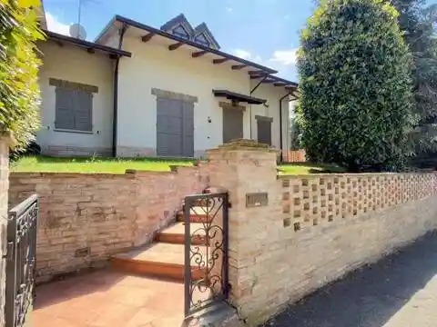 Appartamento in vendita a Castelvetro di Modena