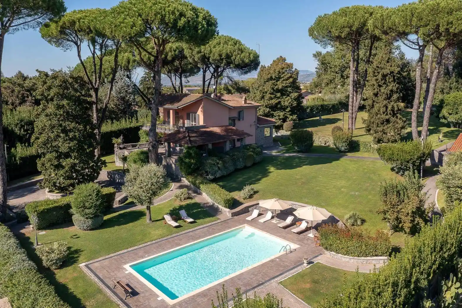 Villa in vendita a Zagarolo