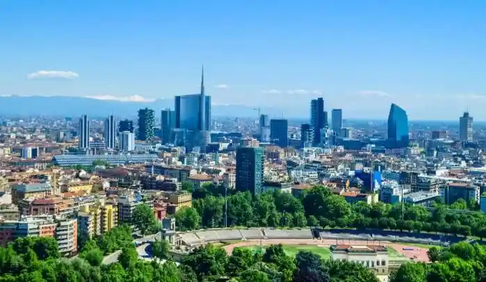 Palazzo - Edificio in vendita a Milano