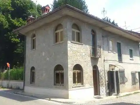 Villa in vendita a Chignolo Po