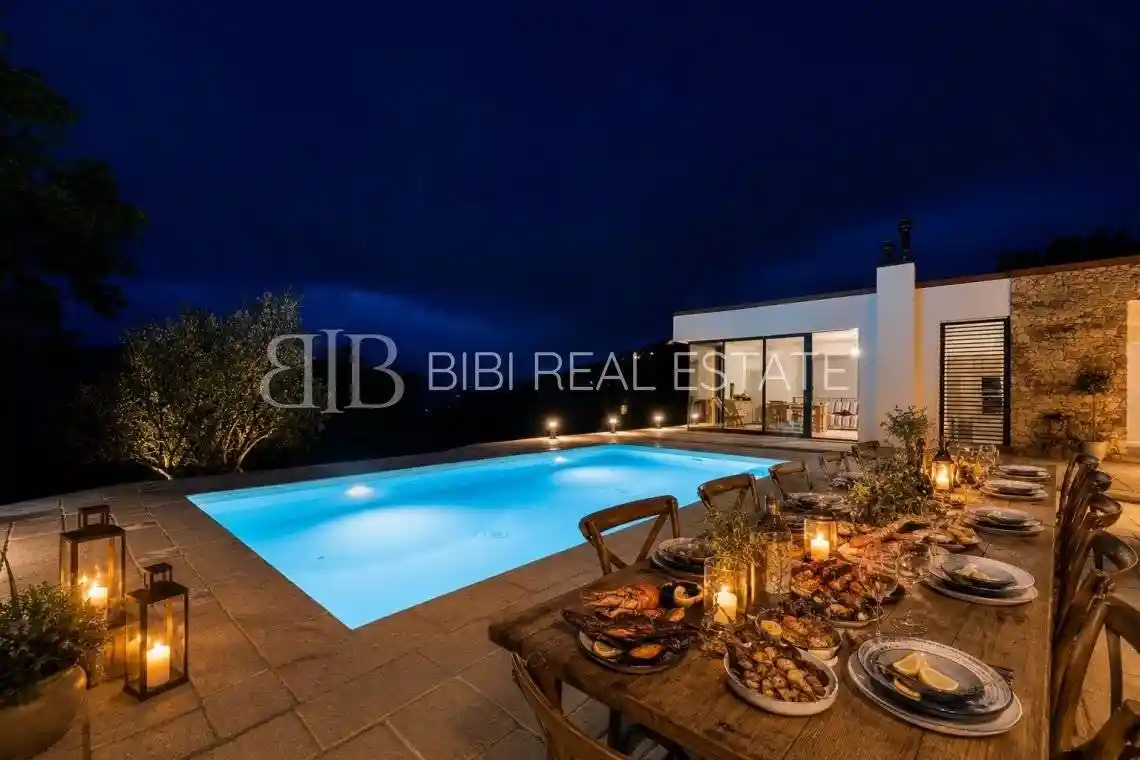 Villa in vendita a Varazze