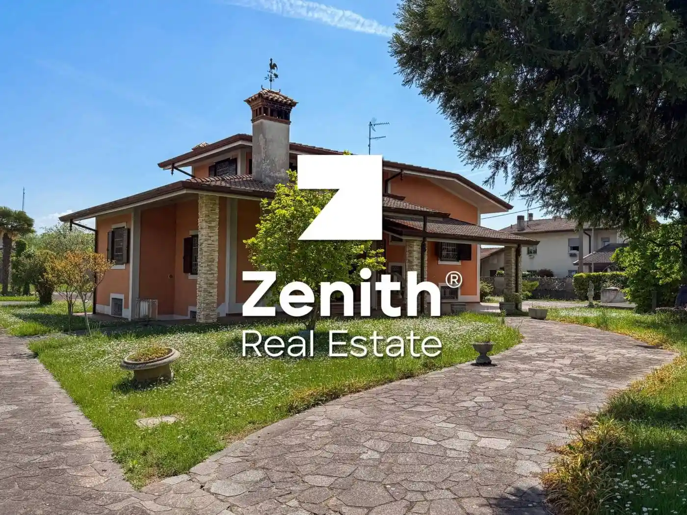 Villa in vendita a Sagrado