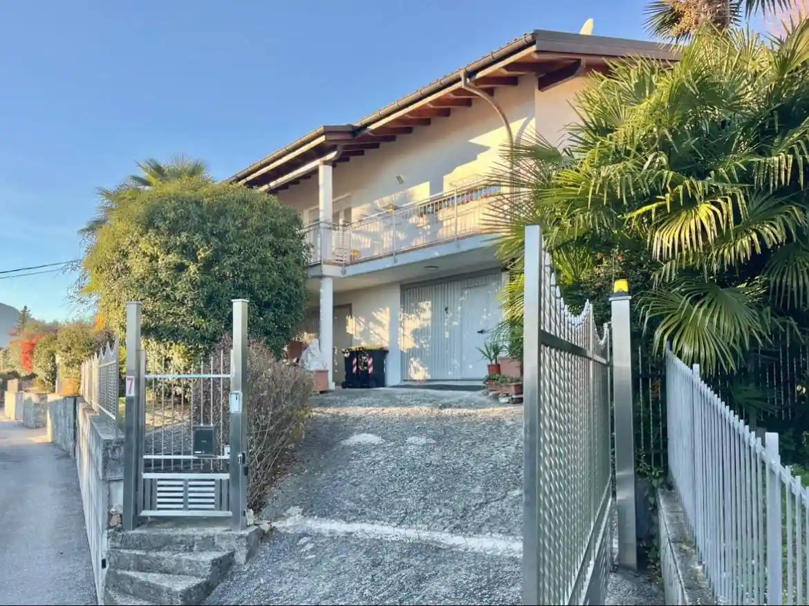 Villa in vendita a Verbania