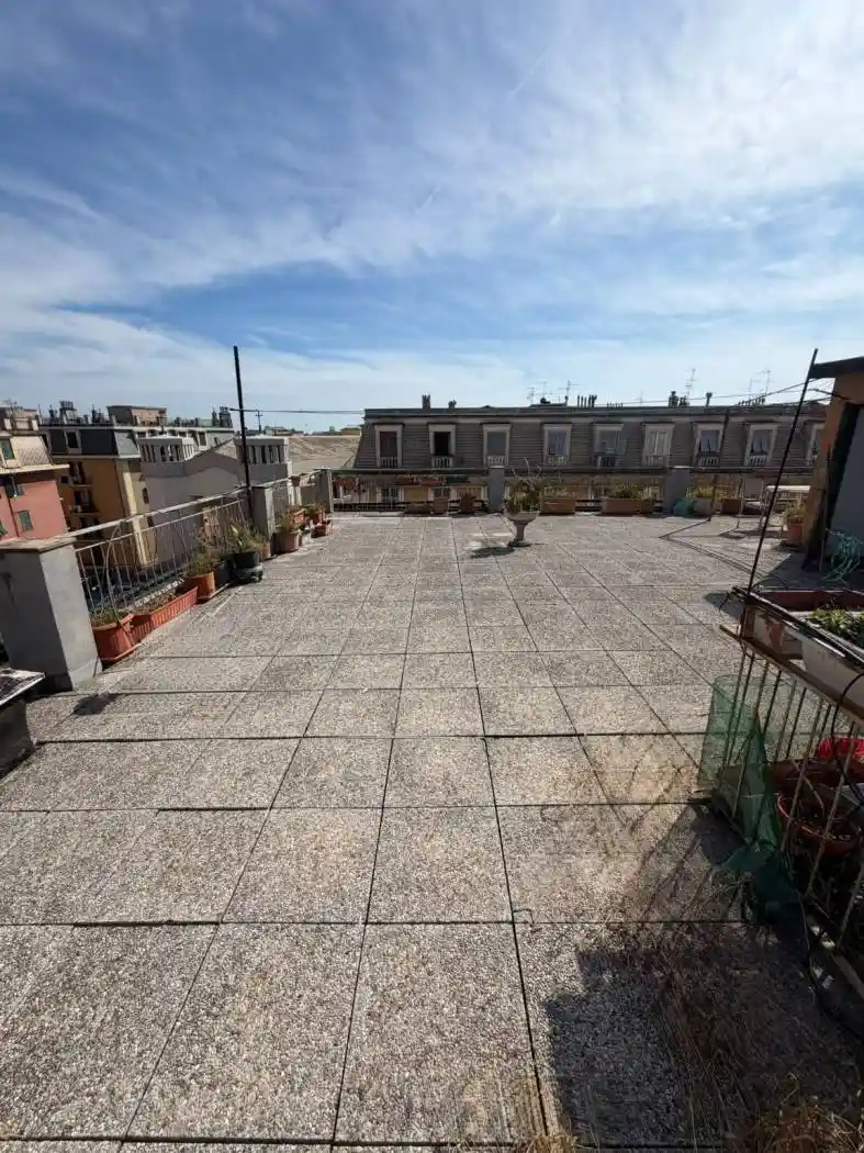 Appartamento in vendita a Genova