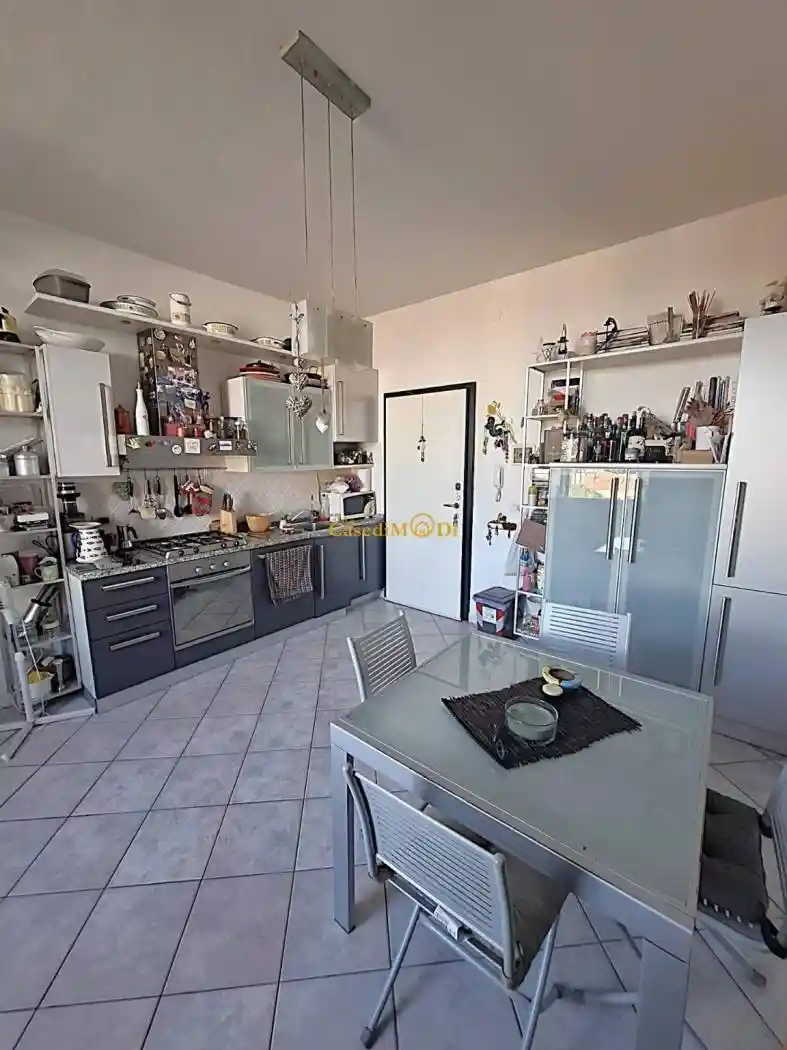 Appartamento in vendita a Livorno