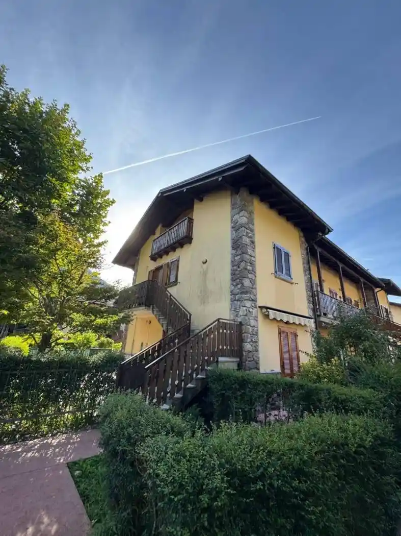 Appartamento in vendita a Villa d'Ogna