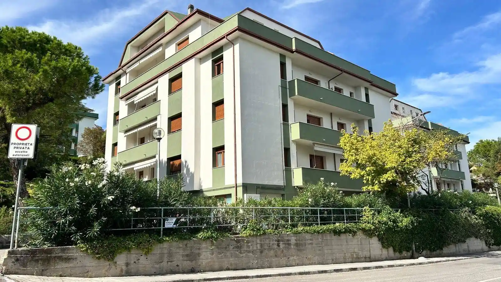 Appartamento in vendita a Falconara Marittima