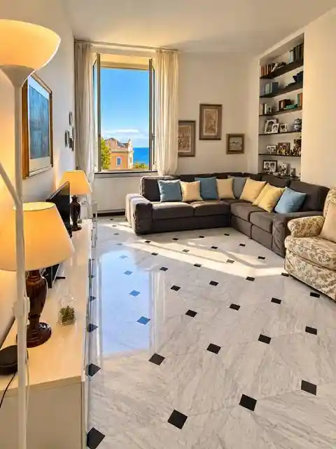 Appartamento in vendita a Genova
