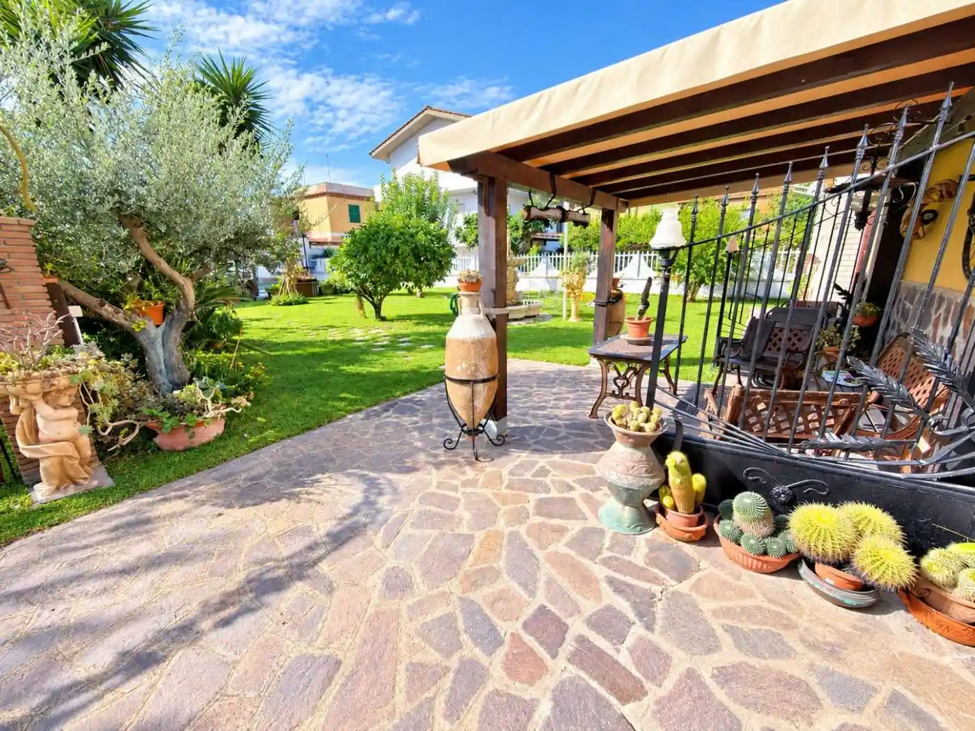 Villa in vendita a Fiumicino