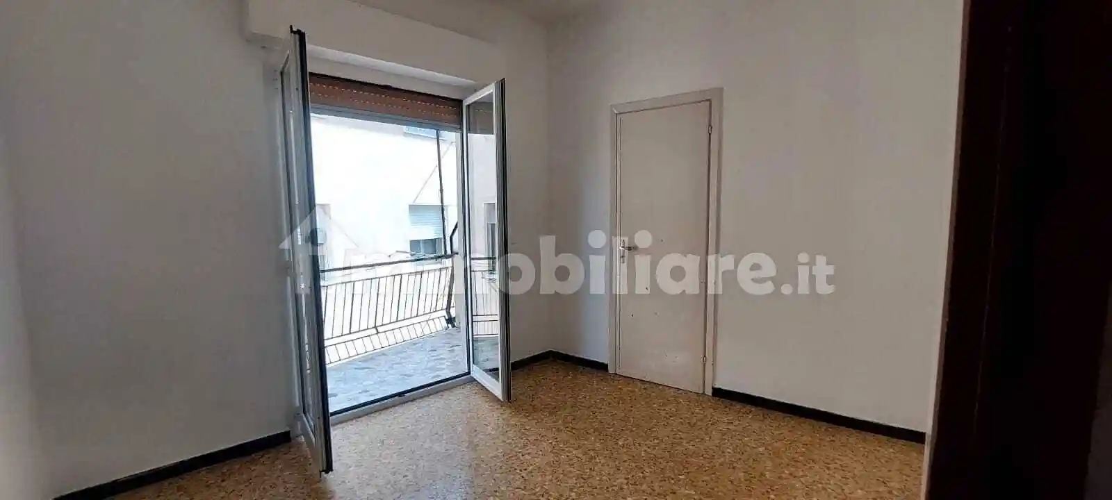 Appartamento in vendita a Imperia