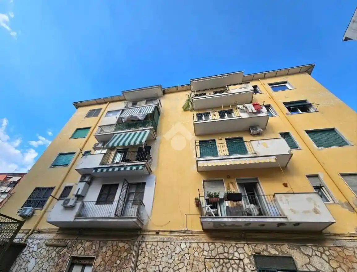 Appartamento in vendita a Napoli