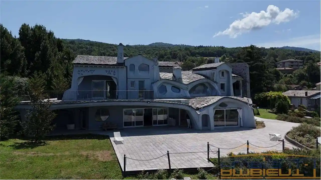 Villa in vendita a Oggiono