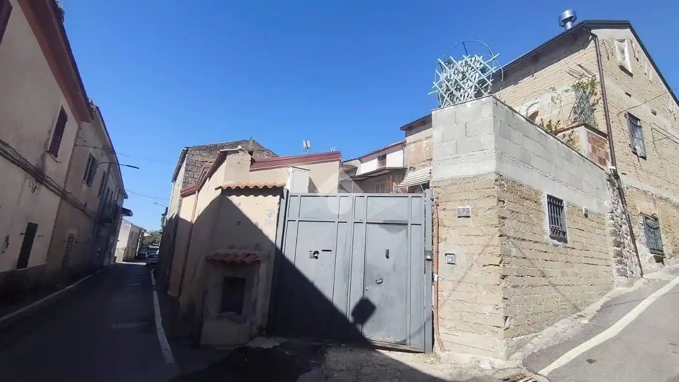 Casa indipendente in vendita a Caserta