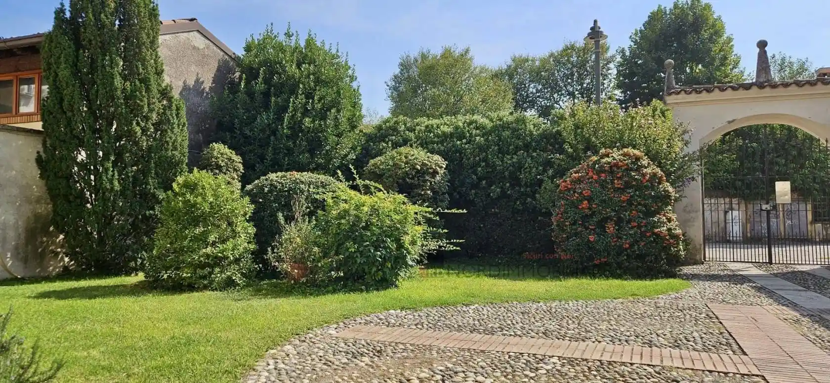 Rustico - Casale in vendita a Brescia