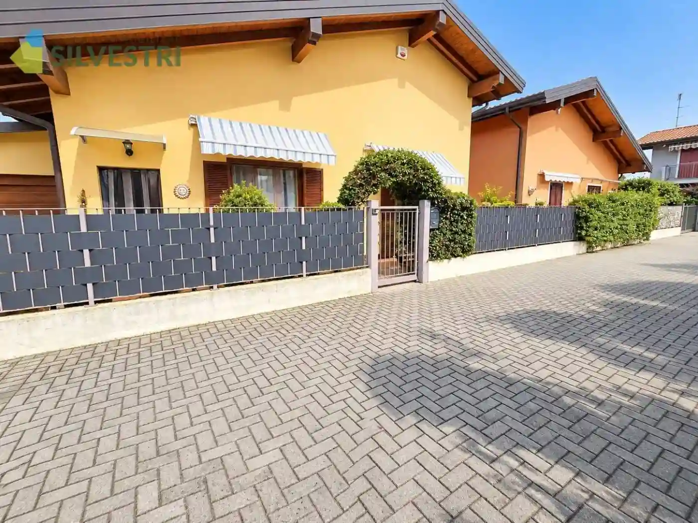 Villa - foto 2