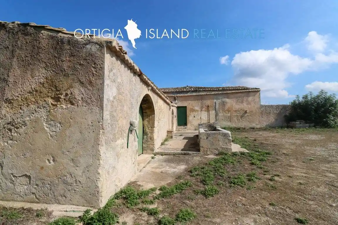 Rustico - Casale in vendita a Noto