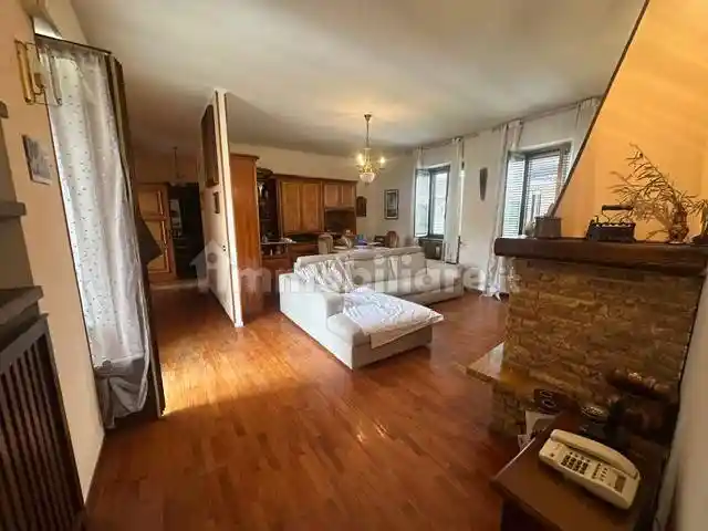 Casa indipendente in vendita a Landiona
