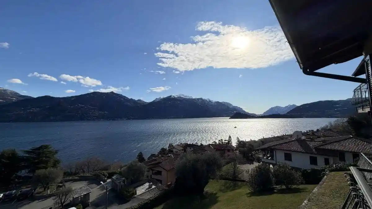 Appartamento in vendita a Menaggio