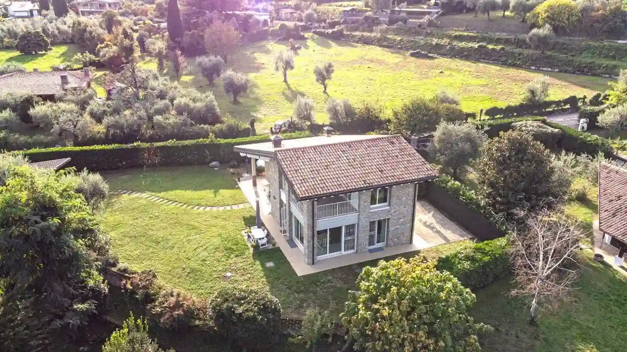 Villa - foto 2