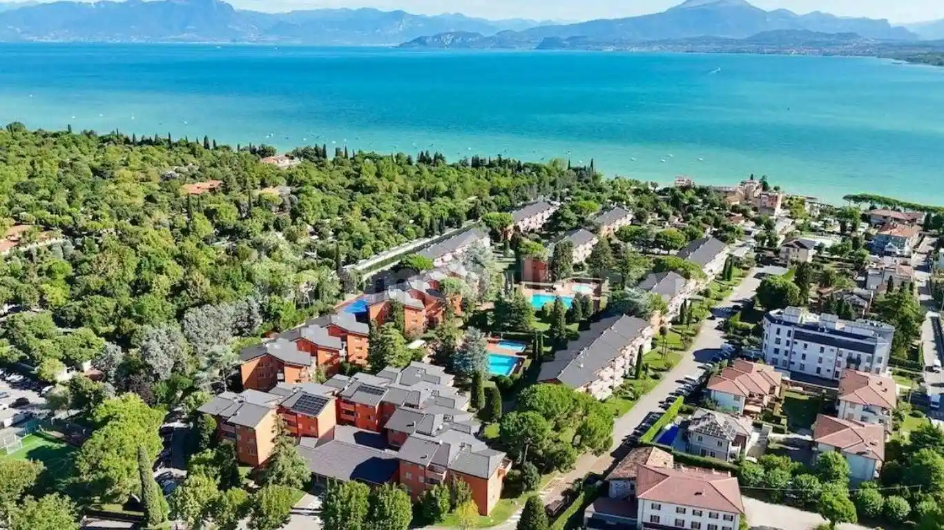 Appartamento in vendita a Peschiera del Garda