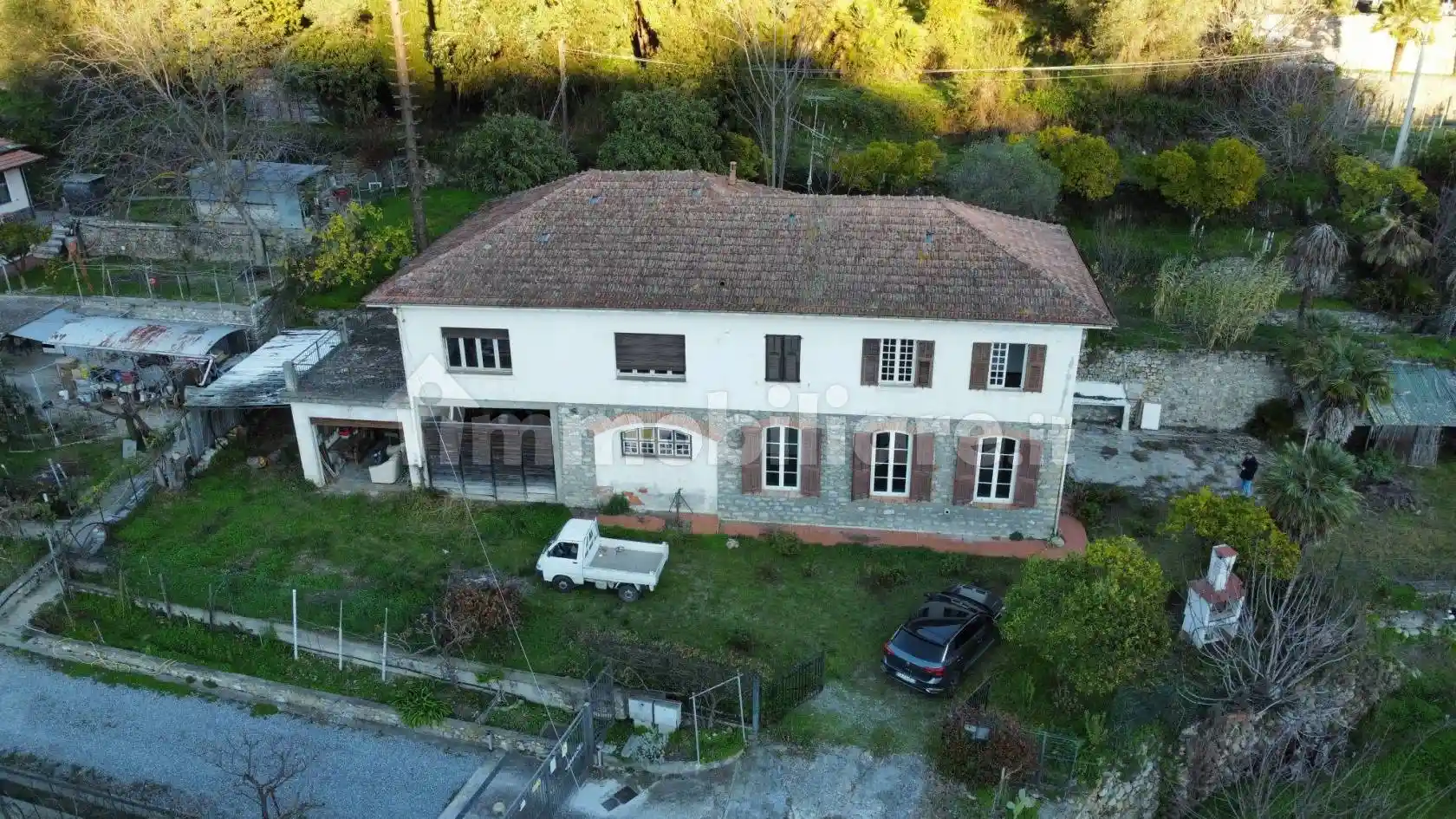 Palazzo - Edificio in vendita a San Bartolomeo al Mare