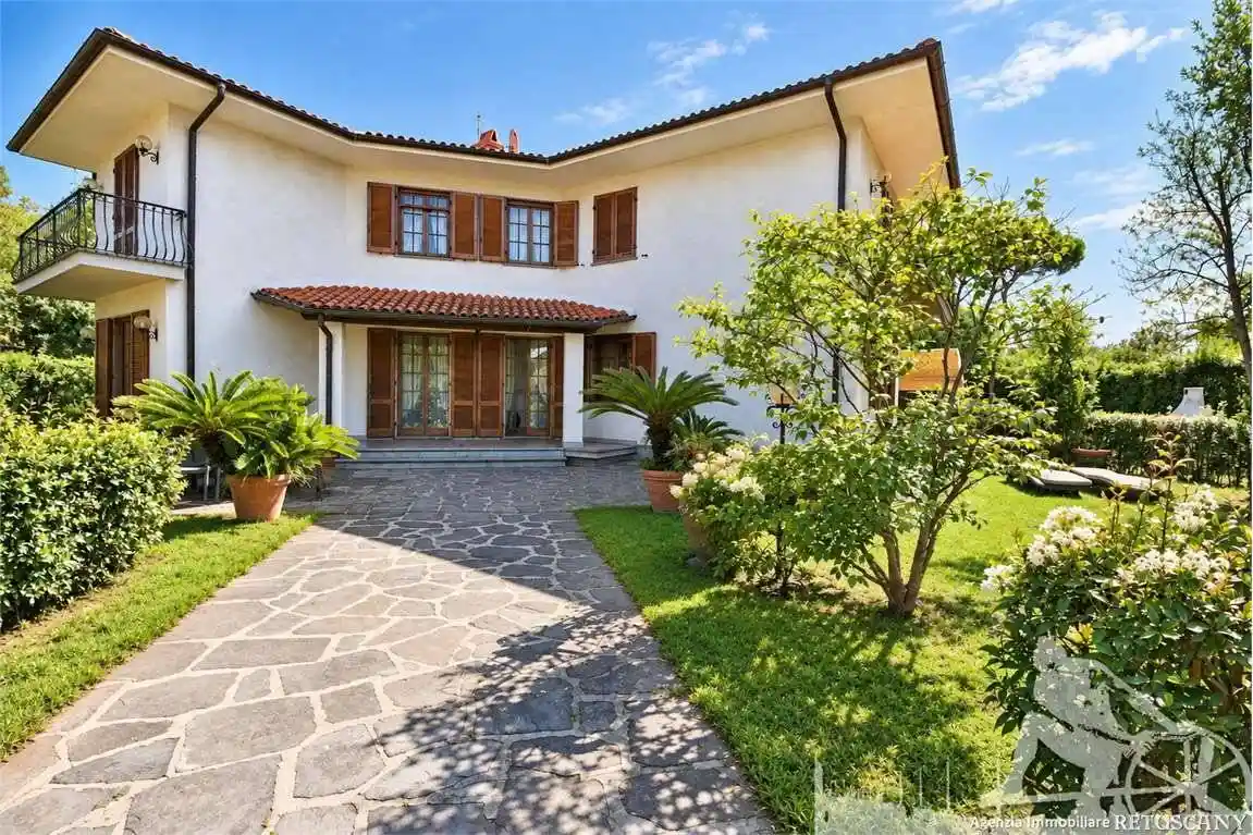 Villa in affitto a Forte dei Marmi