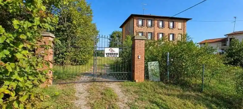 Casa indipendente in vendita a Carpi
