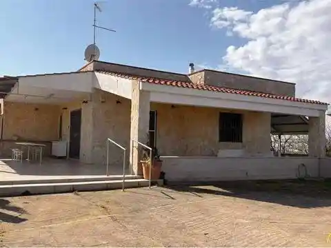 Villa in vendita a Noicattaro