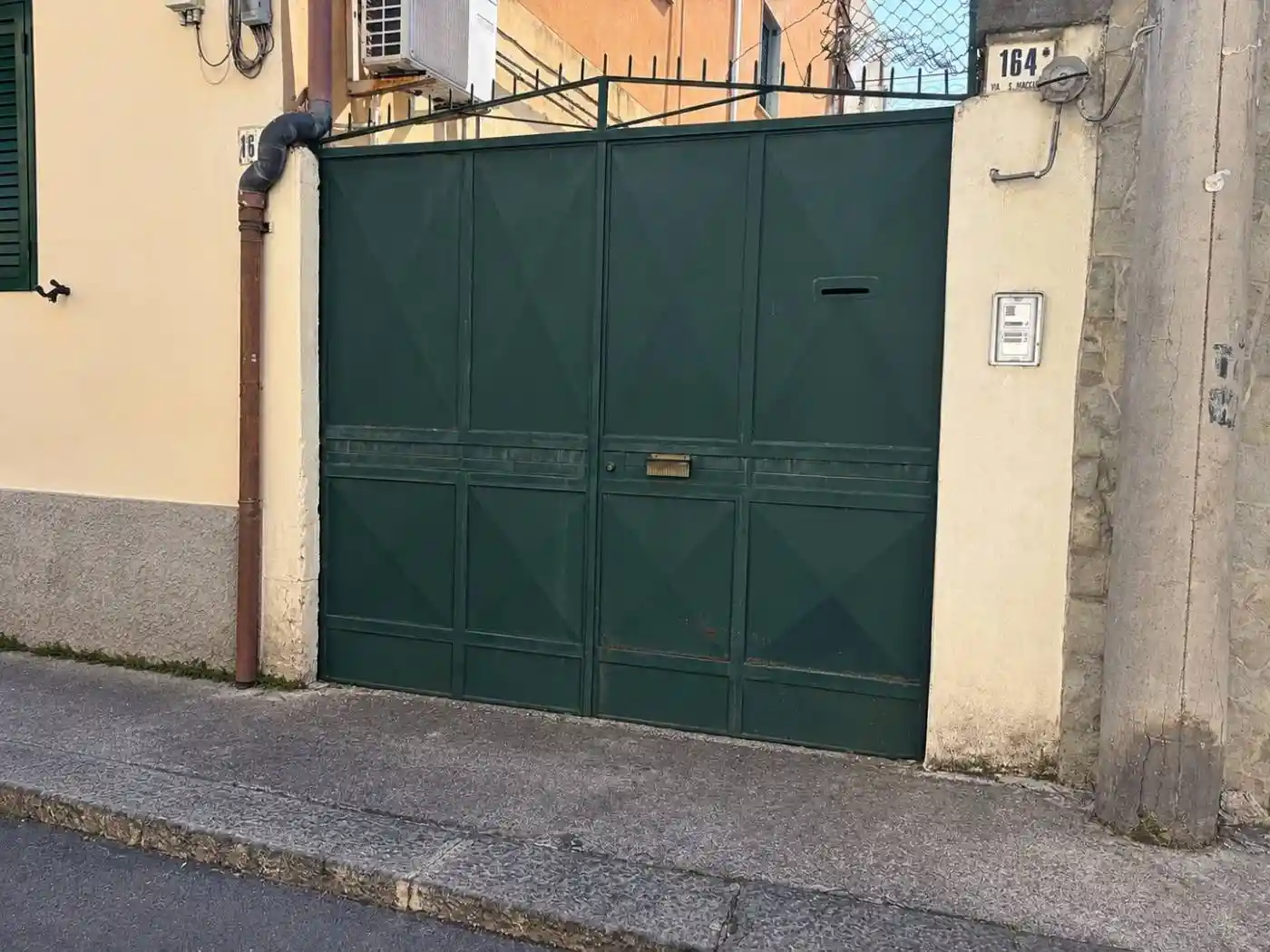 Palazzo - Edificio in vendita a Catania