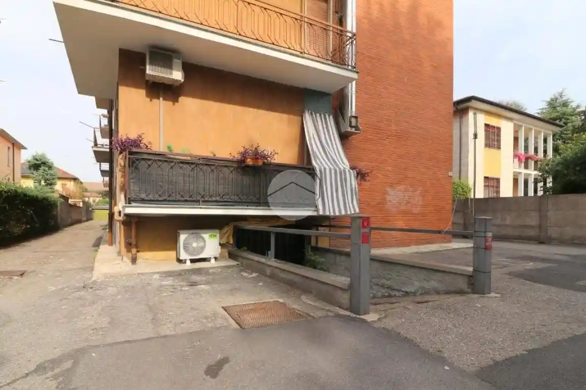 Rustico - Casale in vendita a Rho