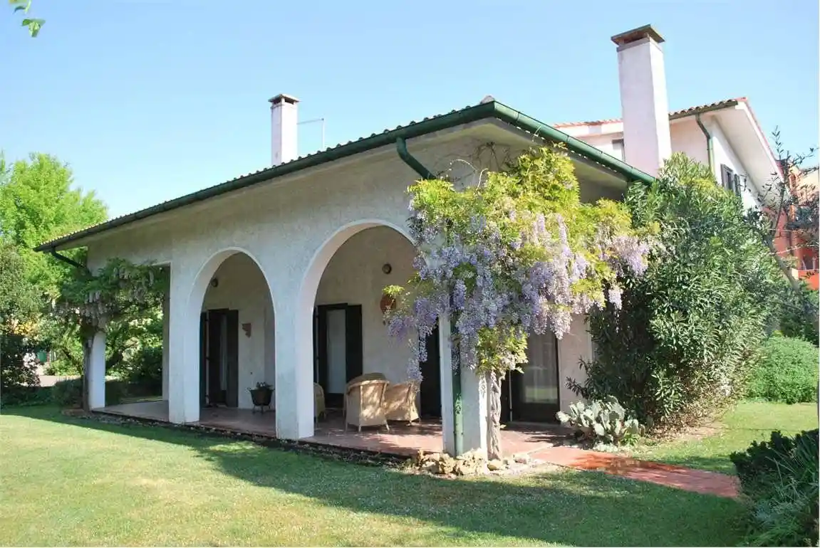 Casa indipendente in vendita a Montegrotto Terme